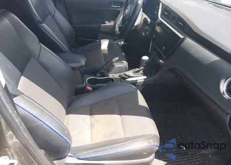 2018 Toyota Corolla Se из США, поврежденный, VIN 2T1BURHE2JC971073